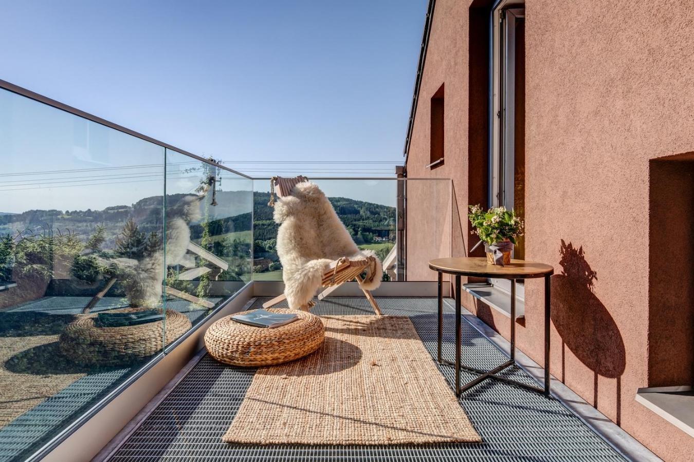 Wellness Apartmany Cesky Raj & Biokolna Lomnice nad Popelkou Exterior photo