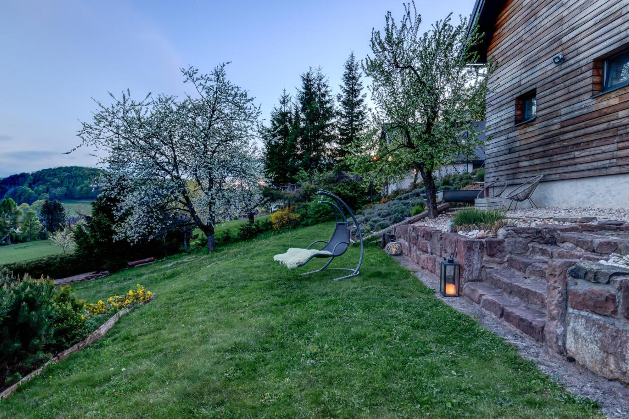 Wellness Apartmany Cesky Raj & Biokolna Lomnice nad Popelkou Exterior photo